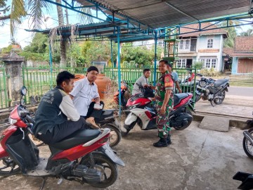 Sertu Daud, Babinsa Koramil 406-07/Jayaloka, Jalin Keakraban dengan Masyarakat Desa Sugiwaras