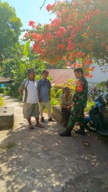 Serka Aria Babinsa Koramil 406-10/Lubuklinggau Timur Jalin Silaturahmi dengan Warga Kelurahan Jawa Kanan