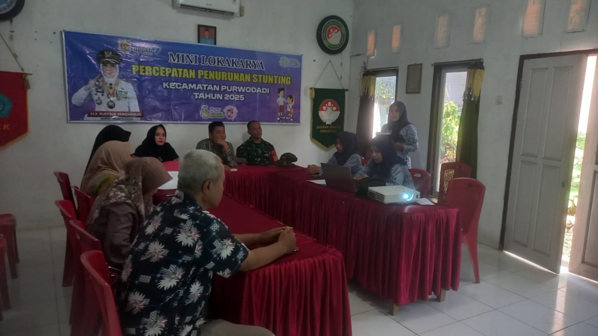 Babinsa Koramil 406-06/Tugumulyo Hadiri Rapat Stunting dan Pembentukan Panitia HUT RI ke-80 di Desa Purwodadi