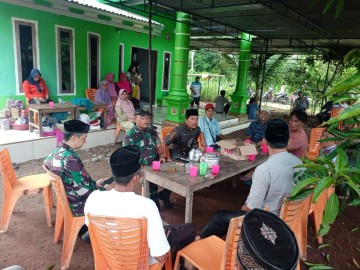 Wujud kepedulian Babinsa Koramil 406-06/Tugumulyo hadiri pemakaman siswa secara rindam jaya di wilayah binaan