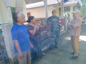 Babinsa Koramil 406-08/Lubuk Linggau Ajak Warga Tingkatkan Keamanan Lingkungan