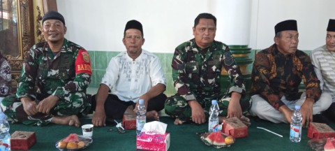 Serma didik Irawan dan pos Ramil 406-06/Tugumulyo hadiri pengajian Mura mantap di wilayah binaan