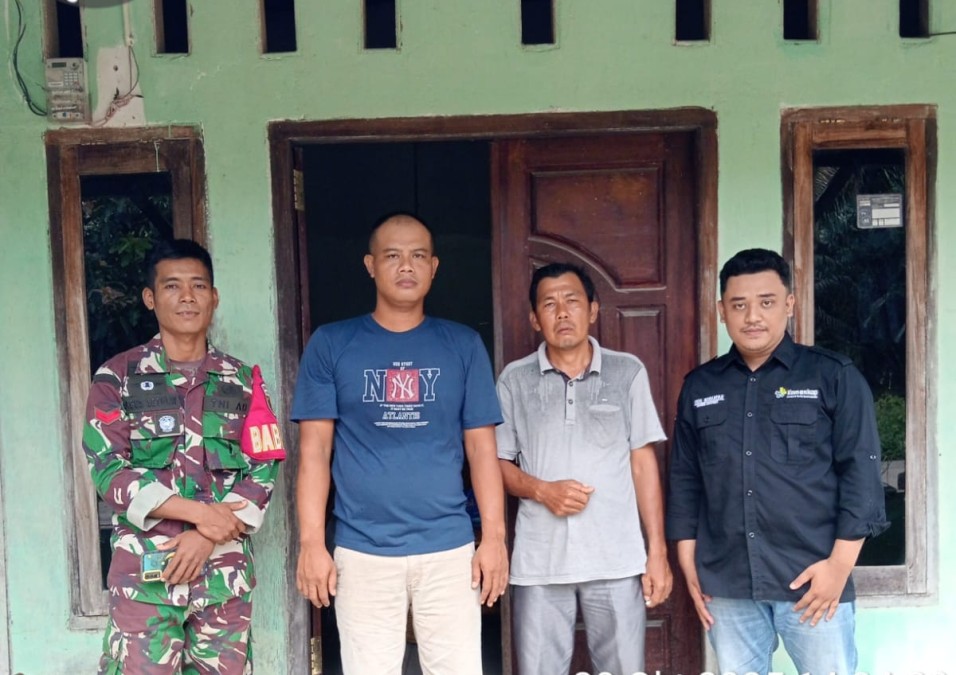 Babinsa Koramil 406-09/Terawas Laksanakan Komsos Bersama Pengurus Koperasi di Desa Sukamerindu