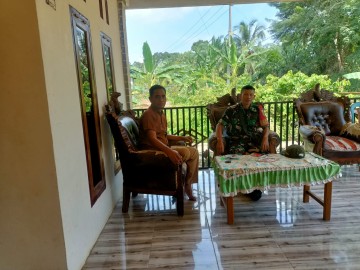 Serka Yunistan Jalin Komsos dan Silaturahmi dengan Kepala Desa Muara Megang I