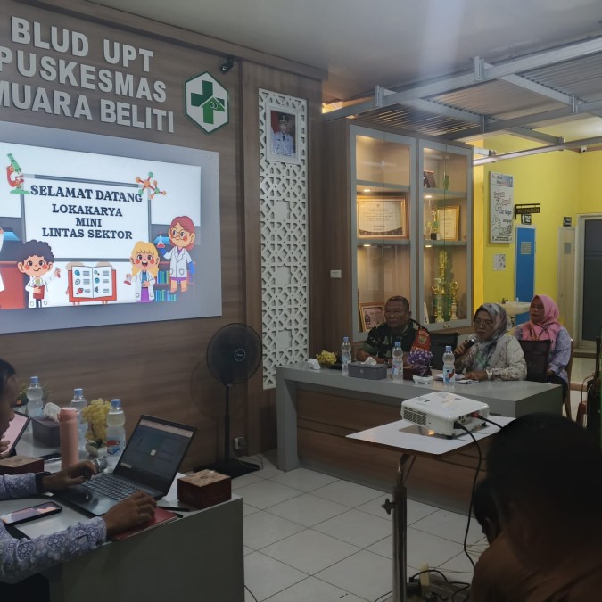 Babinsa Koramil 406-06/Tugumulyo Hadiri Acara Laporan Kinerja dan Sosialisasi Pelayanan Puskesmas Muara Beliti