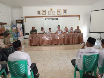 Babinsa Koramil 406-06/Tugumulyo Hadiri Rapat Koordinasi BUMDes dan MBG di Kecamatan Tugumulyo