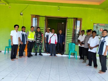 Tingkatkan keakraban di wilayah sertu Rudi Hartono jalin silaturahmi dengan masyarakat binaan