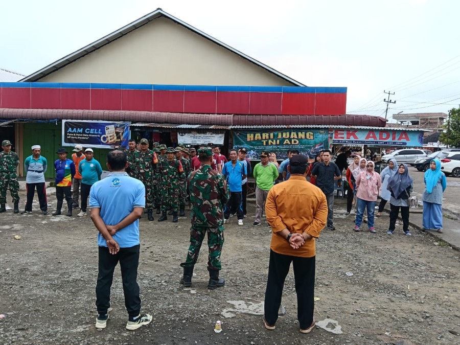 Danramil 406-06/Tugumulyo pimpin langsung kegiatan karyabakti dalam rangka memperingati hari juang TNI AD tahun 2025.