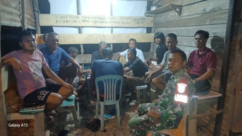 Babinsa Koramil 406-05/Muara Kelingi Laksanakan Patroli Siskamling di Desa Binjai