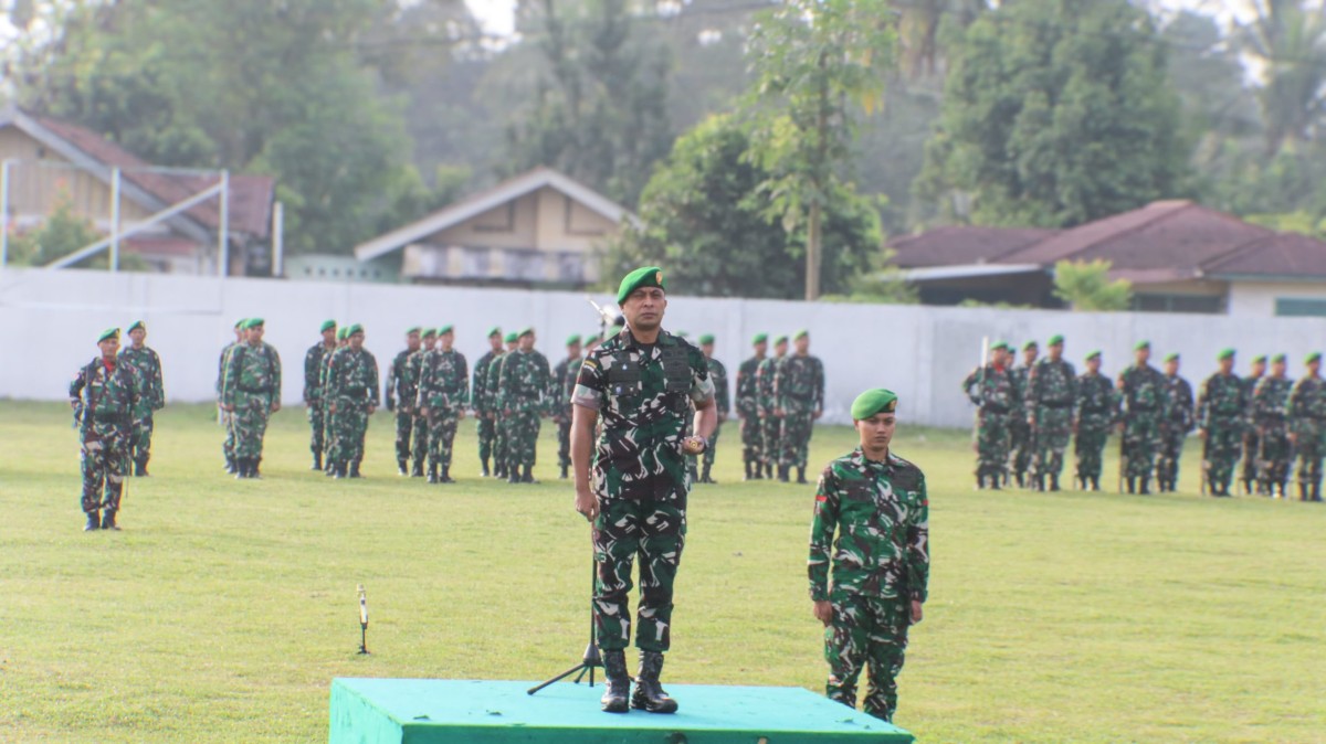 Komandan kodim 0406/Lubuklinggau pimpin upacara awal bulan di tahun 2026.