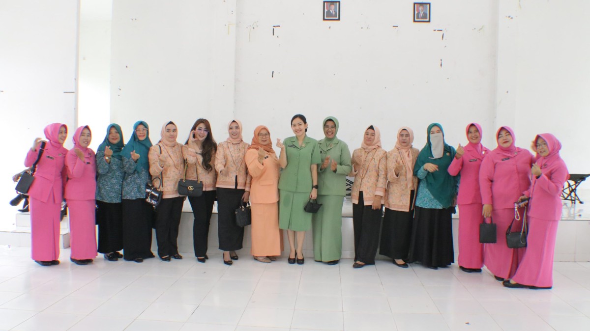 Persit Kartika Chandra Kirana Cabang XVII Kodim 0406/Lubuklinggau Koorcab Rem 044/Gapo PD II/Swj Gelar Donor Darah dalam Rangka HUT ke-80 Tahun 2026