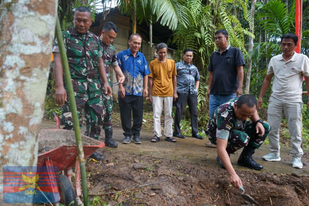 Kodim 0406/Lubuklinggau Ikuti Peletakan Batu Pertama Pembangunan Jembatan Jajaran Kodam II/Swj Melalui Vicon