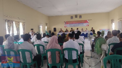 Babinsa Koramil 406-06/Tugumulyo Hadiri Pelantikan Ketua RT di Kelurahan B Srikaton