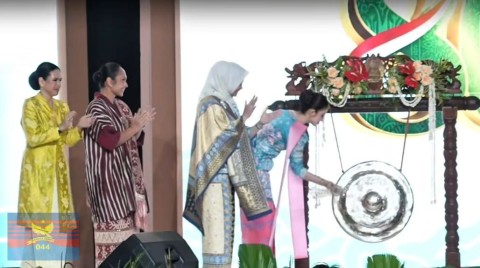 IBU WAPRES RI SELVI GIBRAN BUKA PAMERAN NASIONAL PERSIT BISA 2,DORONG KREATIVITAS DAN KEMANDIRIAN ANGGOTA