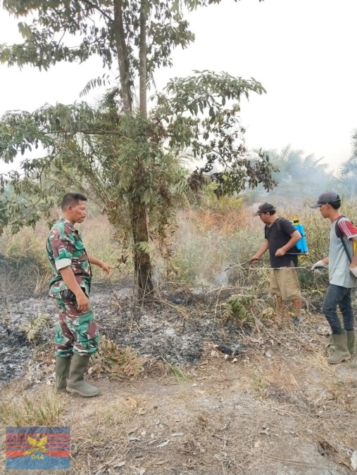 Penanggulangan Karhutla di Wilayah Koramil 406-04/Muara Lakitan