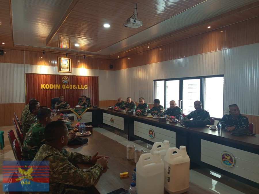 TIM SOSIALISASI KARHUTLA MABES TNI KUNJUNGI KODIM 0406/LUBUK LINGGAU — AUDIENSI, KONSOLIDASI &amp;amp;amp; SIMULASI INOVASI EKSTRAK SINGKONG