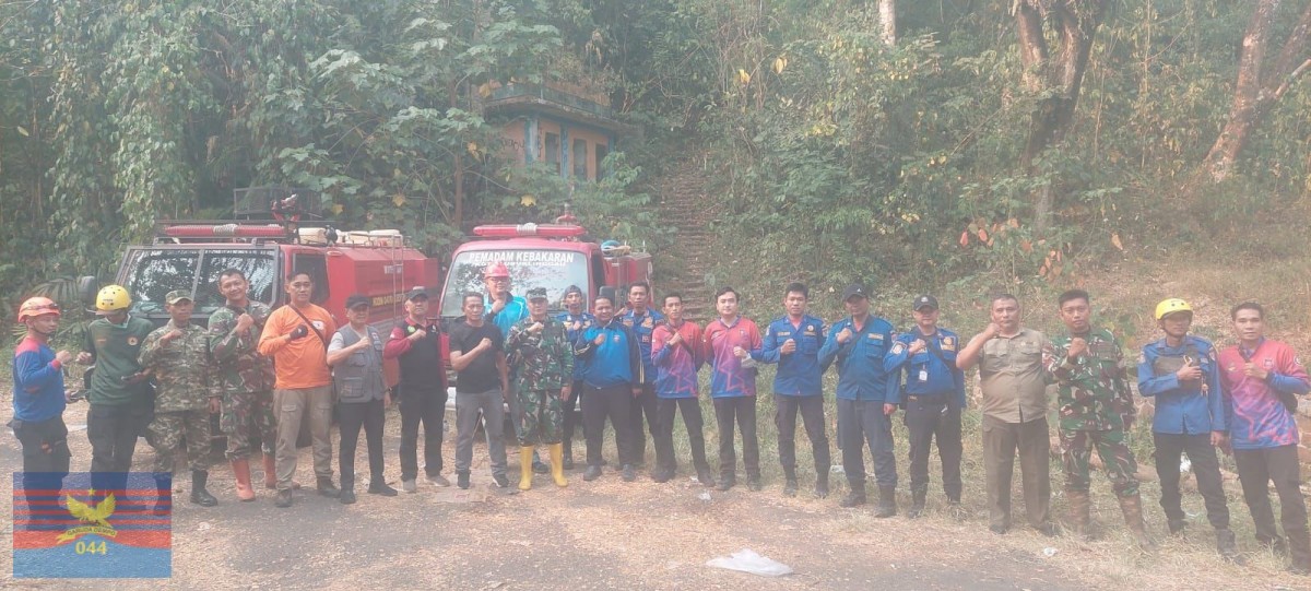 BABINSA KODIM 0406/LUBUK LINGGAU LAKSANAKAN GROUND CHECK DAN PEMADAMAN KARHUTLA DI BUKIT SULAP
